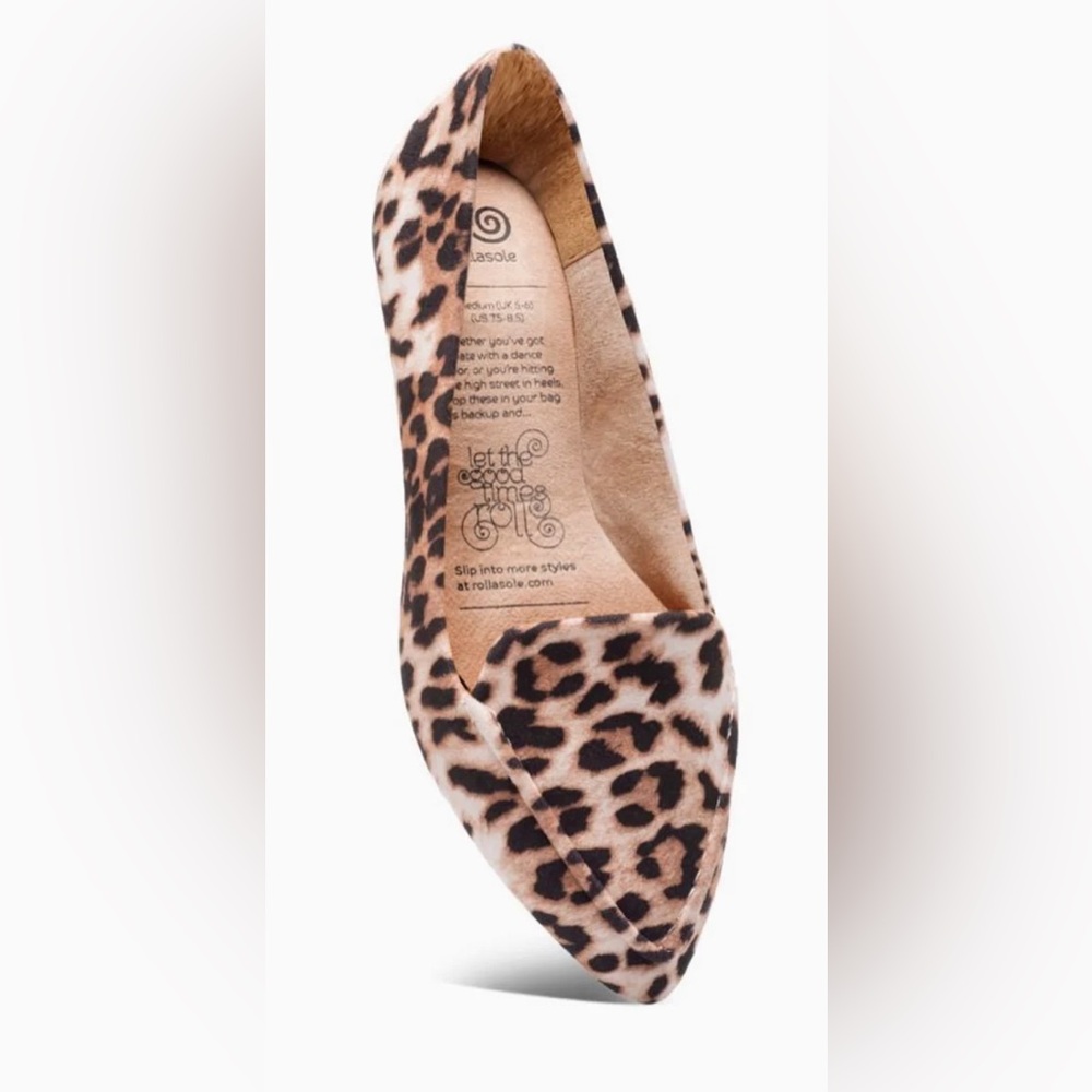 NWT Rollasole Flats in Into the Wild, size S